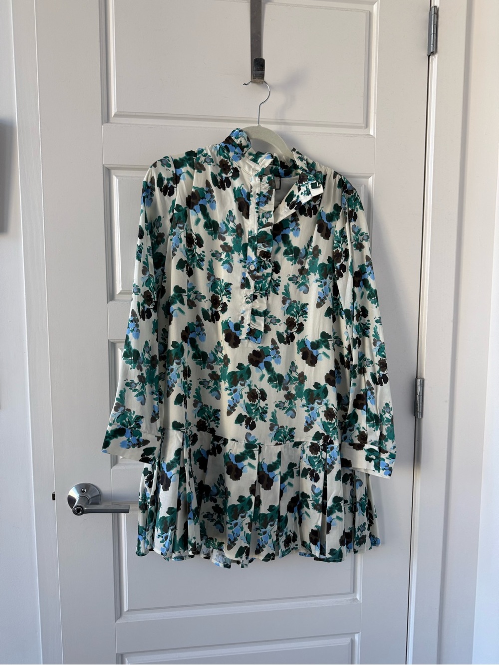 Tuckernuck Tate Dress Blue Green Floral Size [M] NWOT